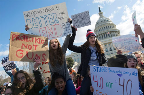 Movilización estudiantil contra las armas en las escuelas en Estados Unidos